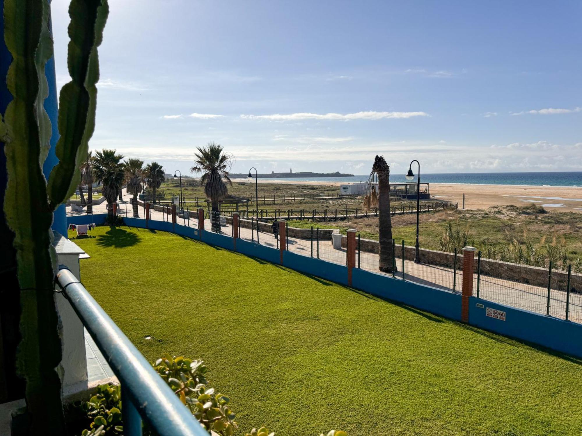 Tarifa Cozy House - Beach Front, Pool, Parking מראה חיצוני תמונה